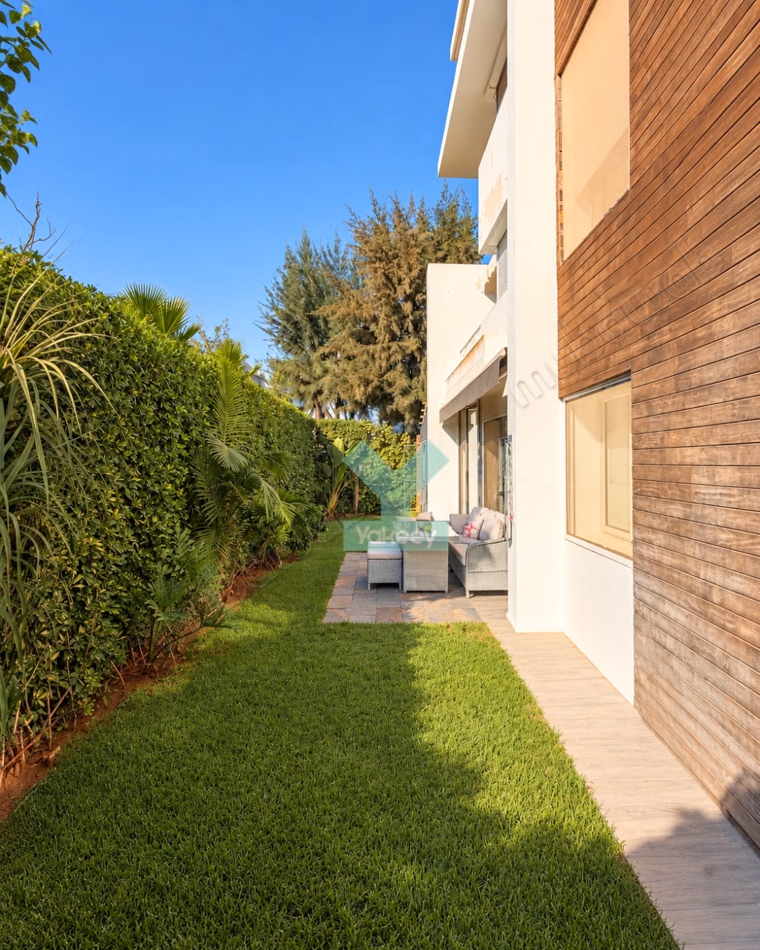 Superbe rez de jardin entièrement rénové