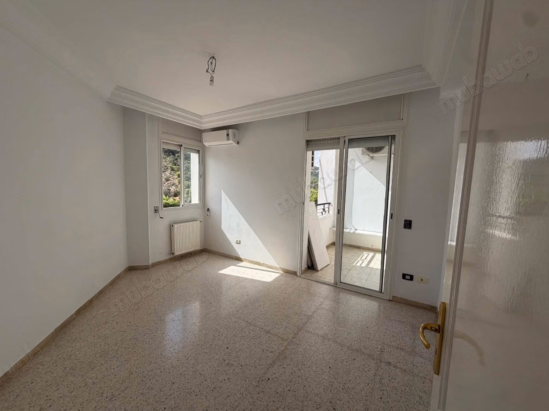 Riadh andalous: appartement s4 à louer