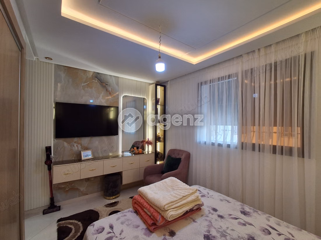 Appartement à vendre 94 m², 3 chambres 
LAYAYDA Salé