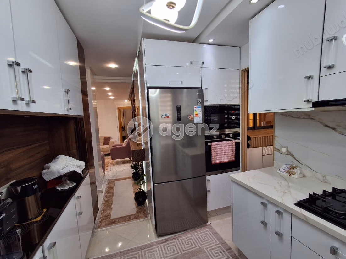 Appartement à vendre 94 m², 3 chambres 
LAYAYDA Salé