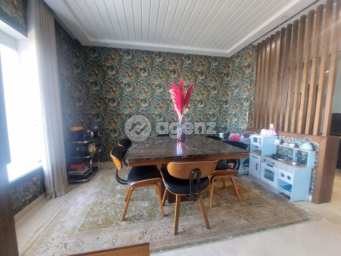Appartement à vendre 168 m², 3 chambres 
Route d'Azzemmour 
Dar Bouazza