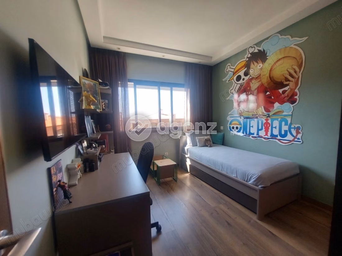 Appartement à vendre 168 m², 3 chambres 
Route d'Azzemmour 
Dar Bouazza
