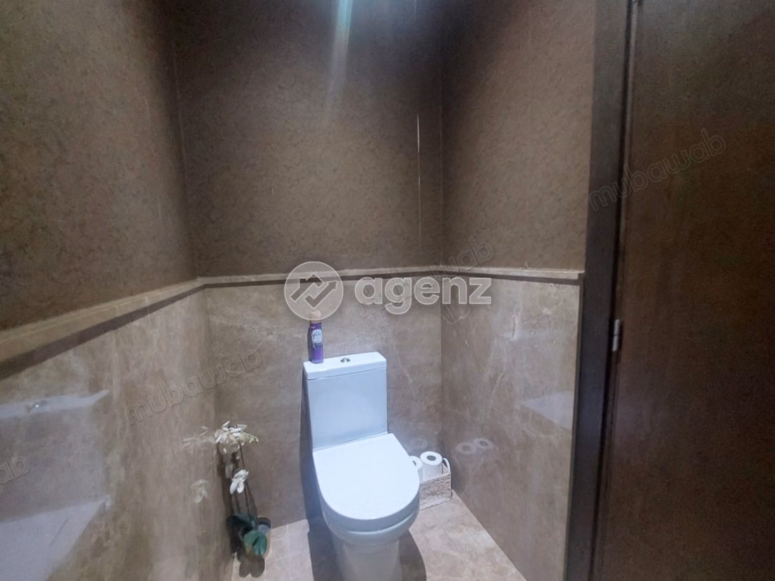 Appartement à vendre 168 m², 3 chambres 
Route d'Azzemmour 
Dar Bouazza