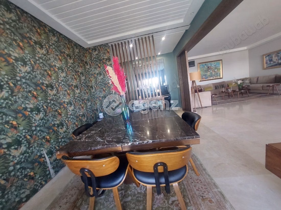 Appartement à vendre 168 m², 3 chambres 
Route d'Azzemmour 
Dar Bouazza