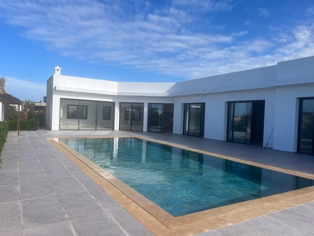 Villa de luxe 1 500 m² – Douar Laarab