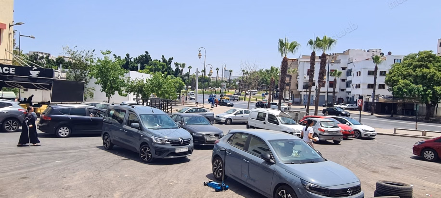 Bail a vendre Sarout Rabat 
Kamra 2500 loyer