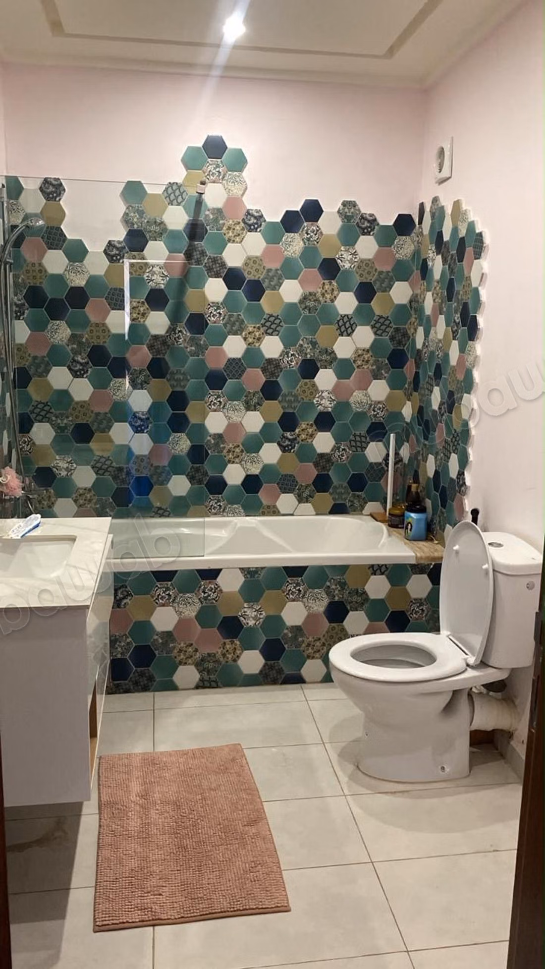 A louer belle villa meublée 4 chambres 
Ain Diab