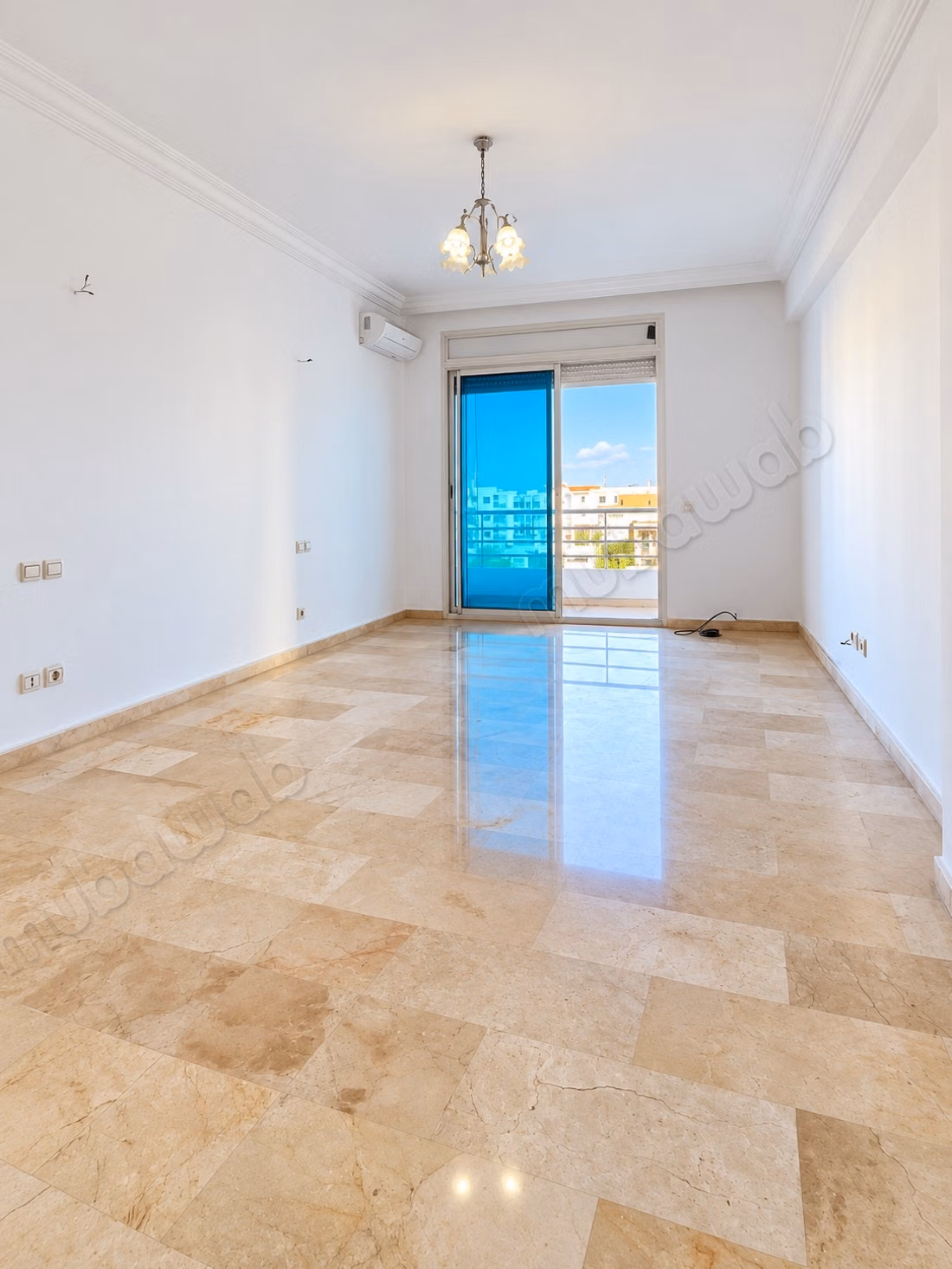 Appartement lumineux de 195 m² à Hay Riad 
Rabat