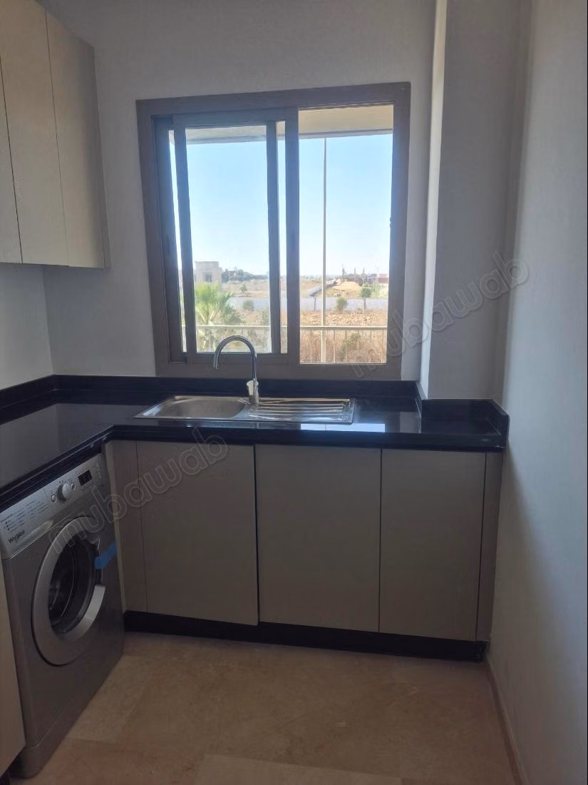 Bel appartement en location à Hay Hassani. 
3 belles chambres
