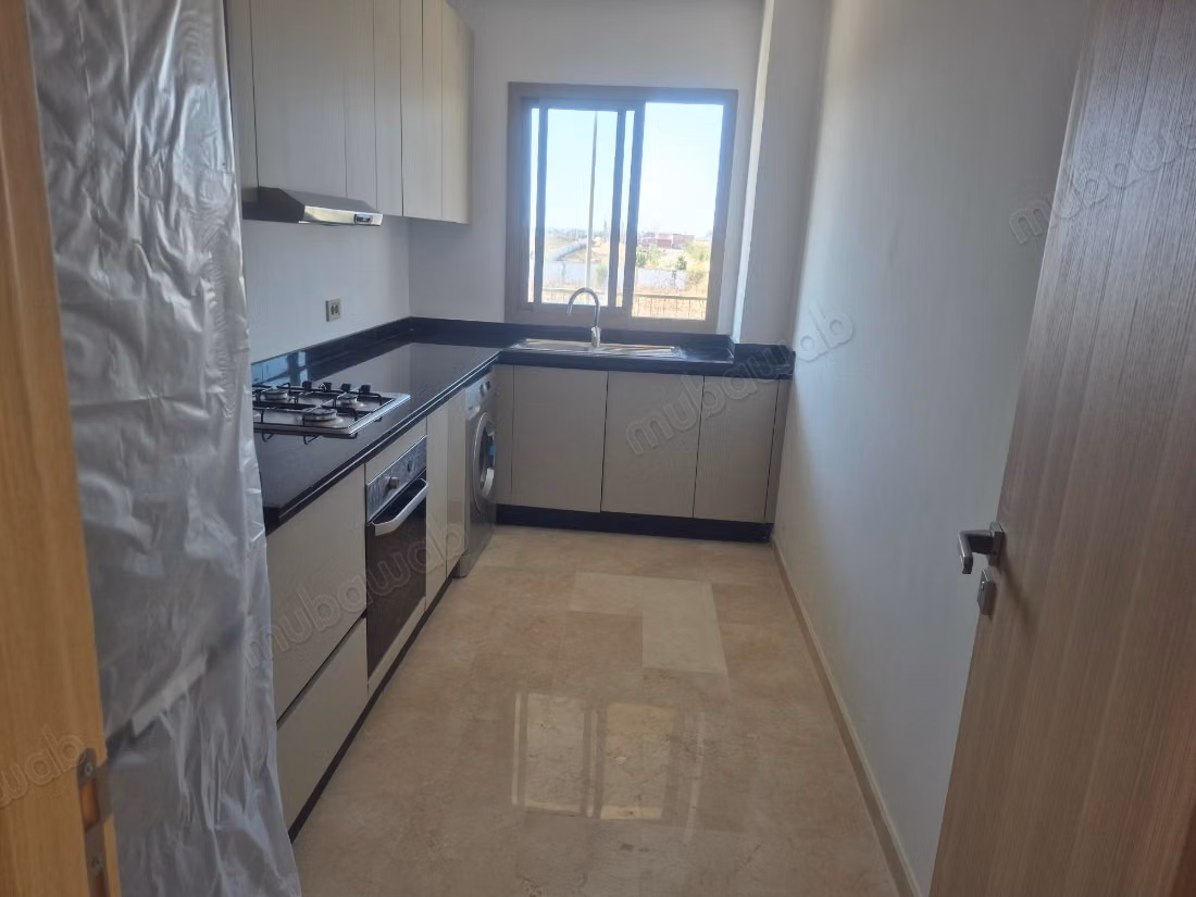 Bel appartement en location à Hay Hassani. 
3 belles chambres