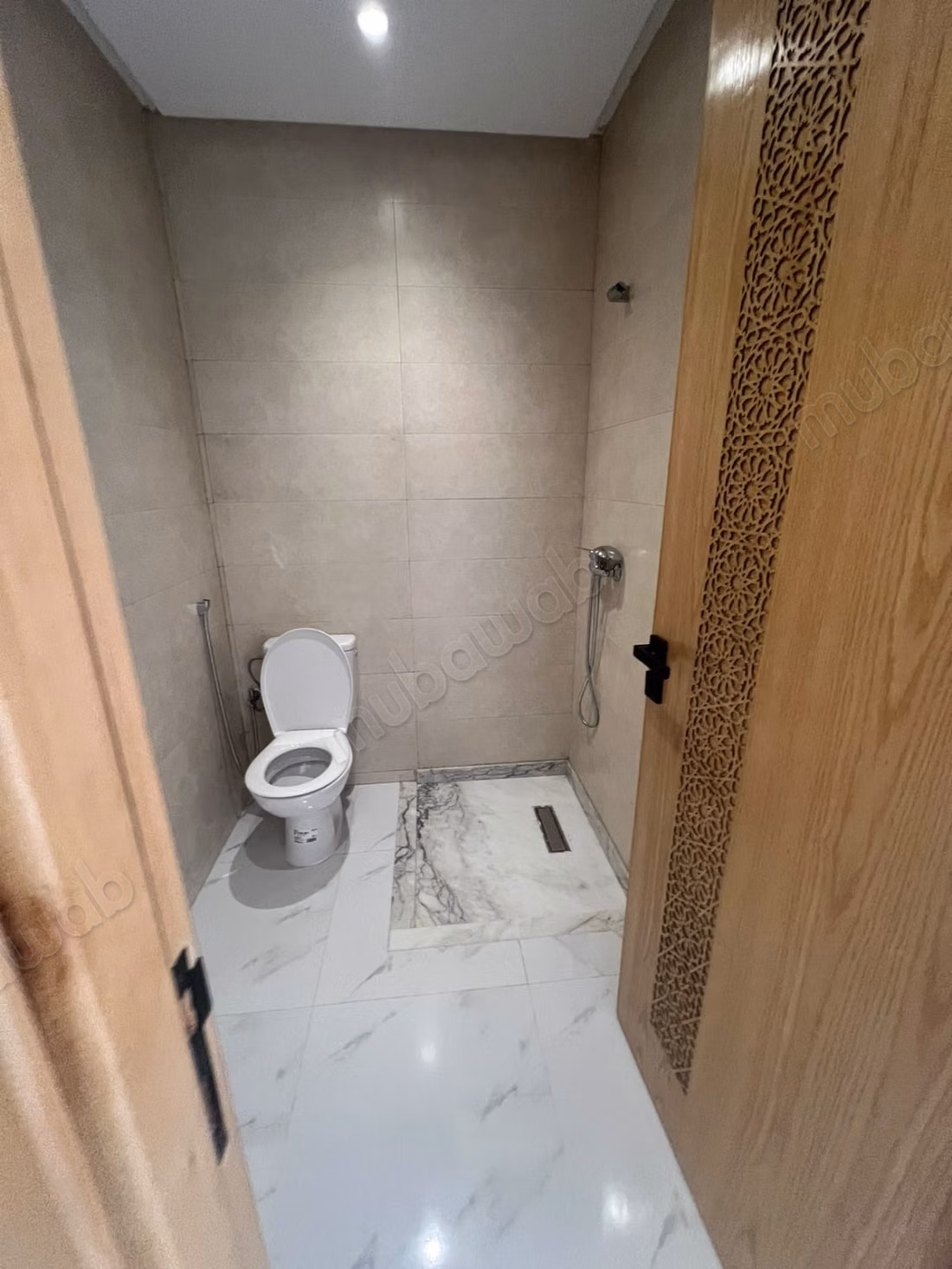 Appartamento in affitto a Riad Oulad Mtaa. 4 camere confortevoli. Con ascensore e terrazza