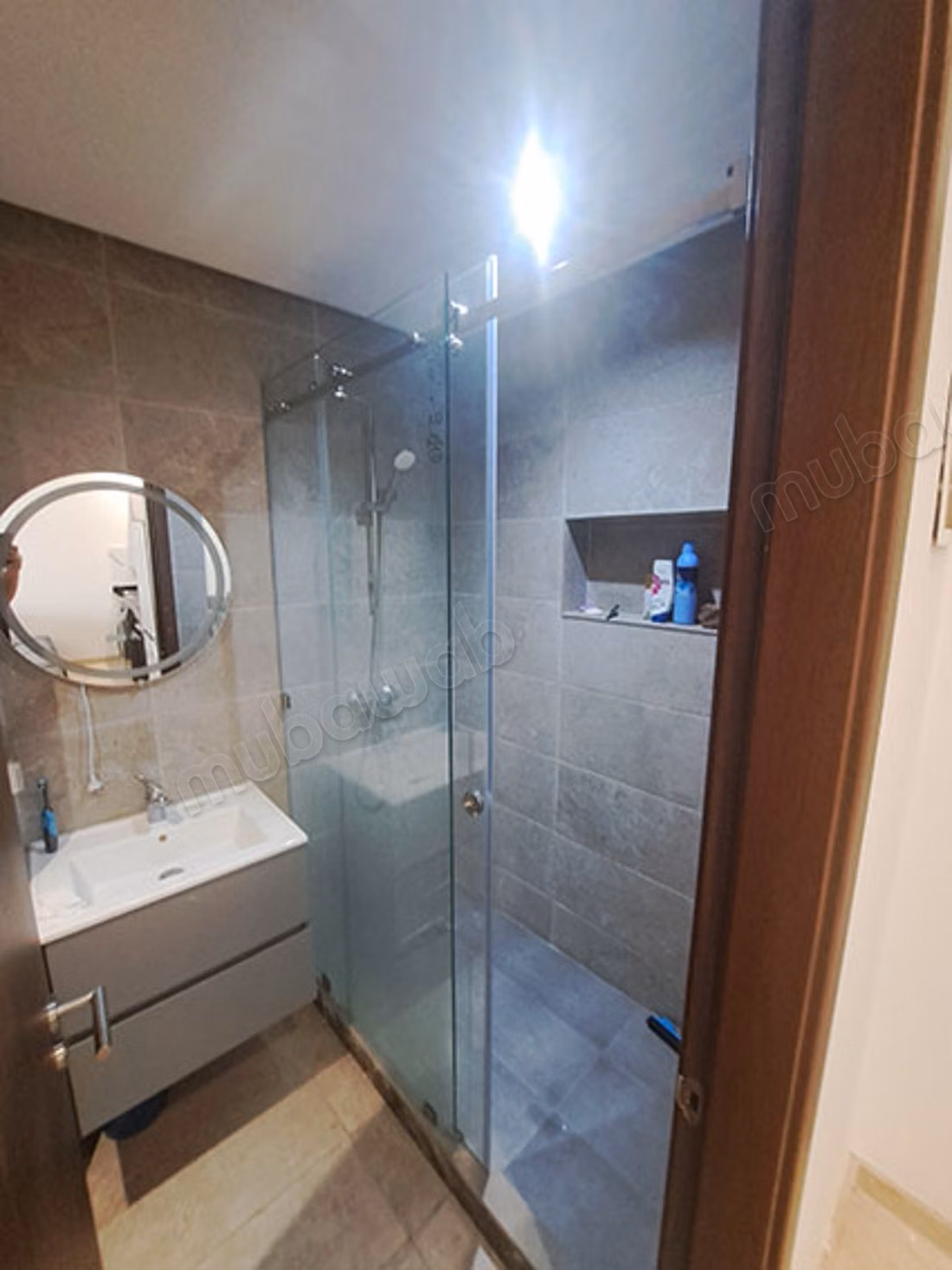 Superbe appartement à louer à Z. 
1 chambre. 
Meublé