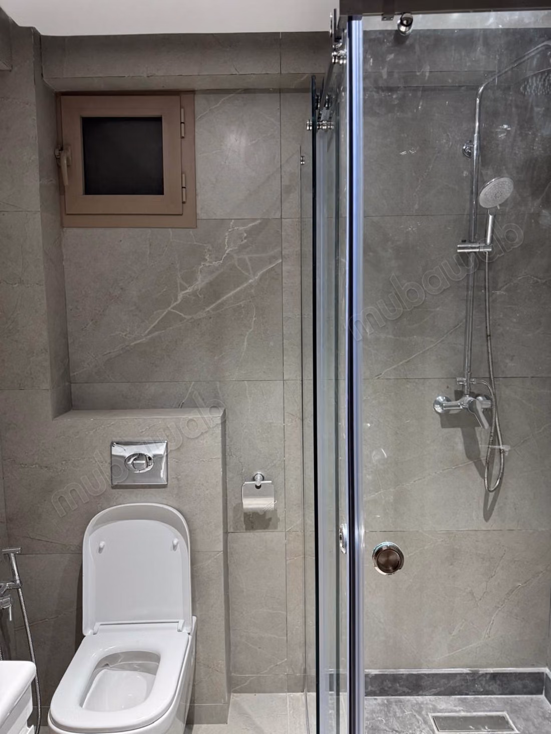 Bellissimo appartamento in affitto ad Agdal. Superficie di 170 m². Terrazza e ascensore