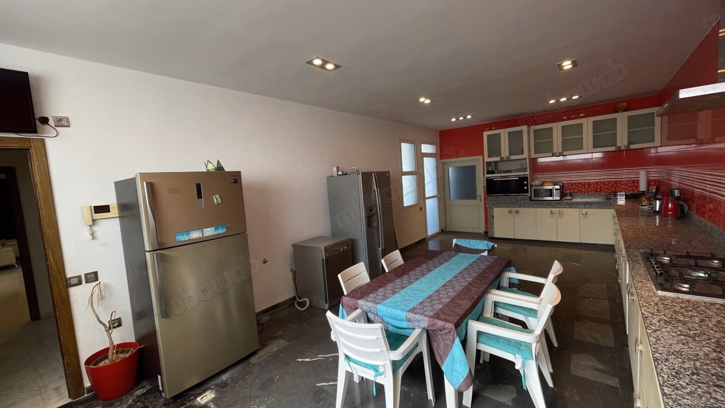 Vente villa de luxe à Souissi. 3 pièces. Porte blindée et résidence sécurisée
