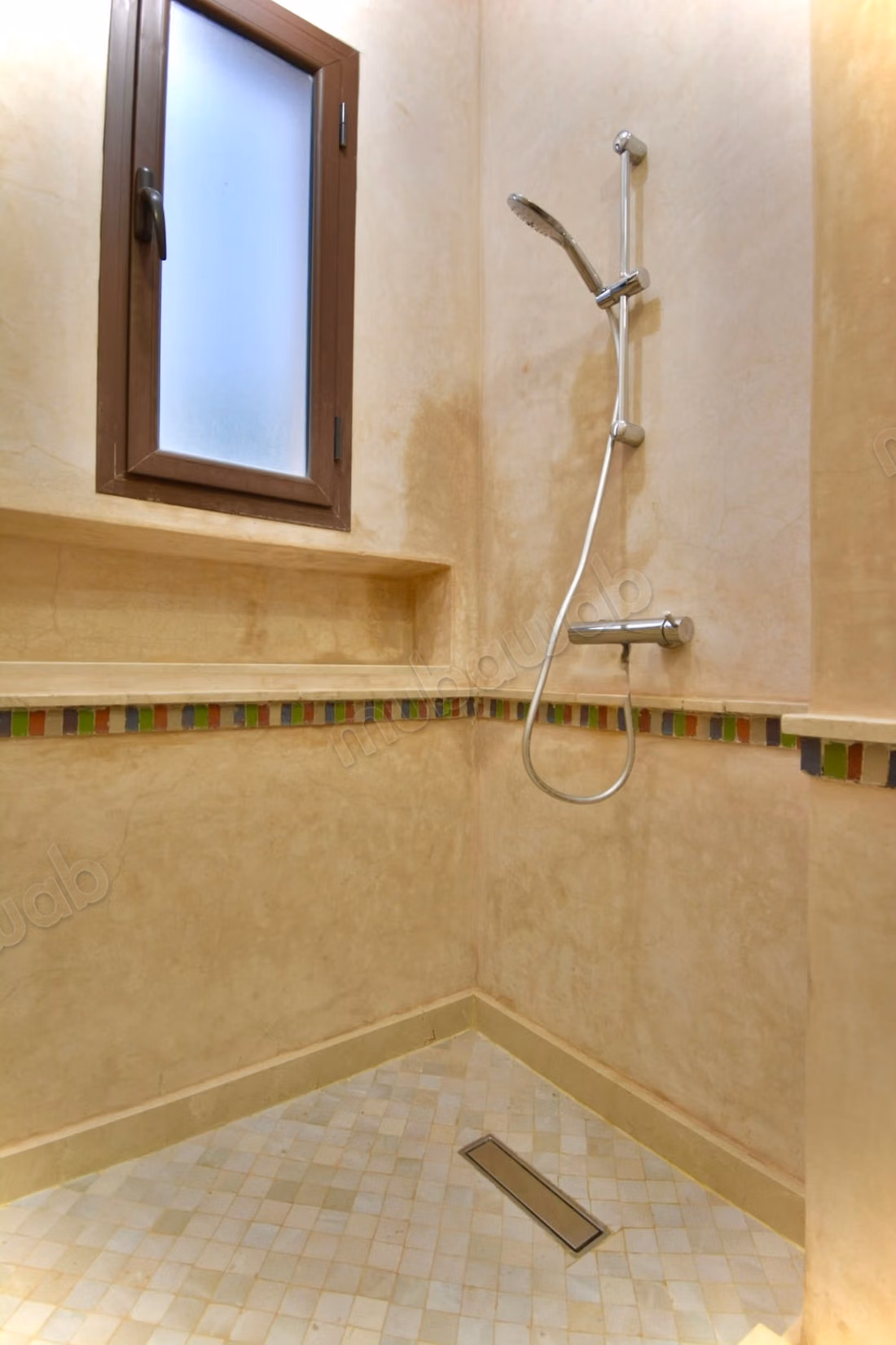 Location villa de luxe à Route de Fez. 
3 chambres. 
Bien meublé