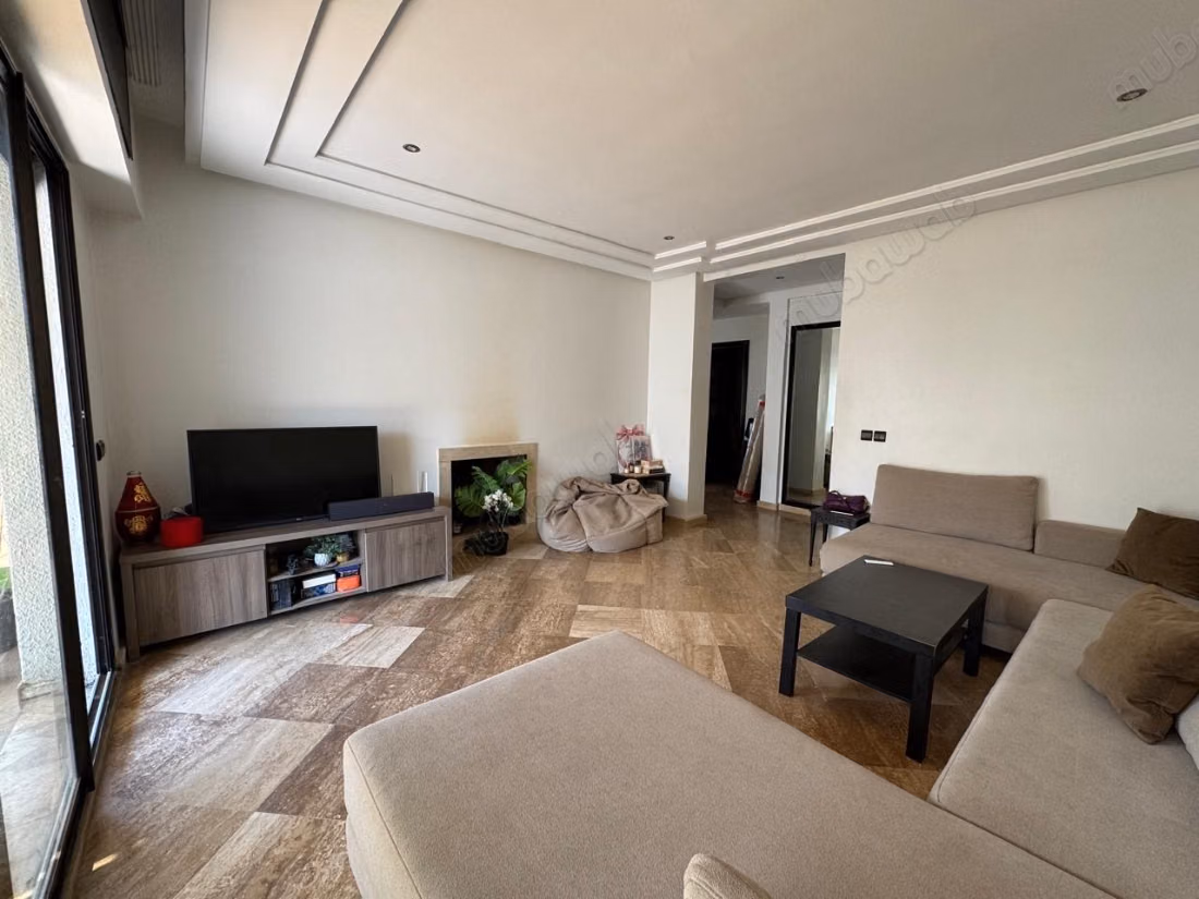 Appartement à louer à Maârif. 2 chambres agréables. Meublé