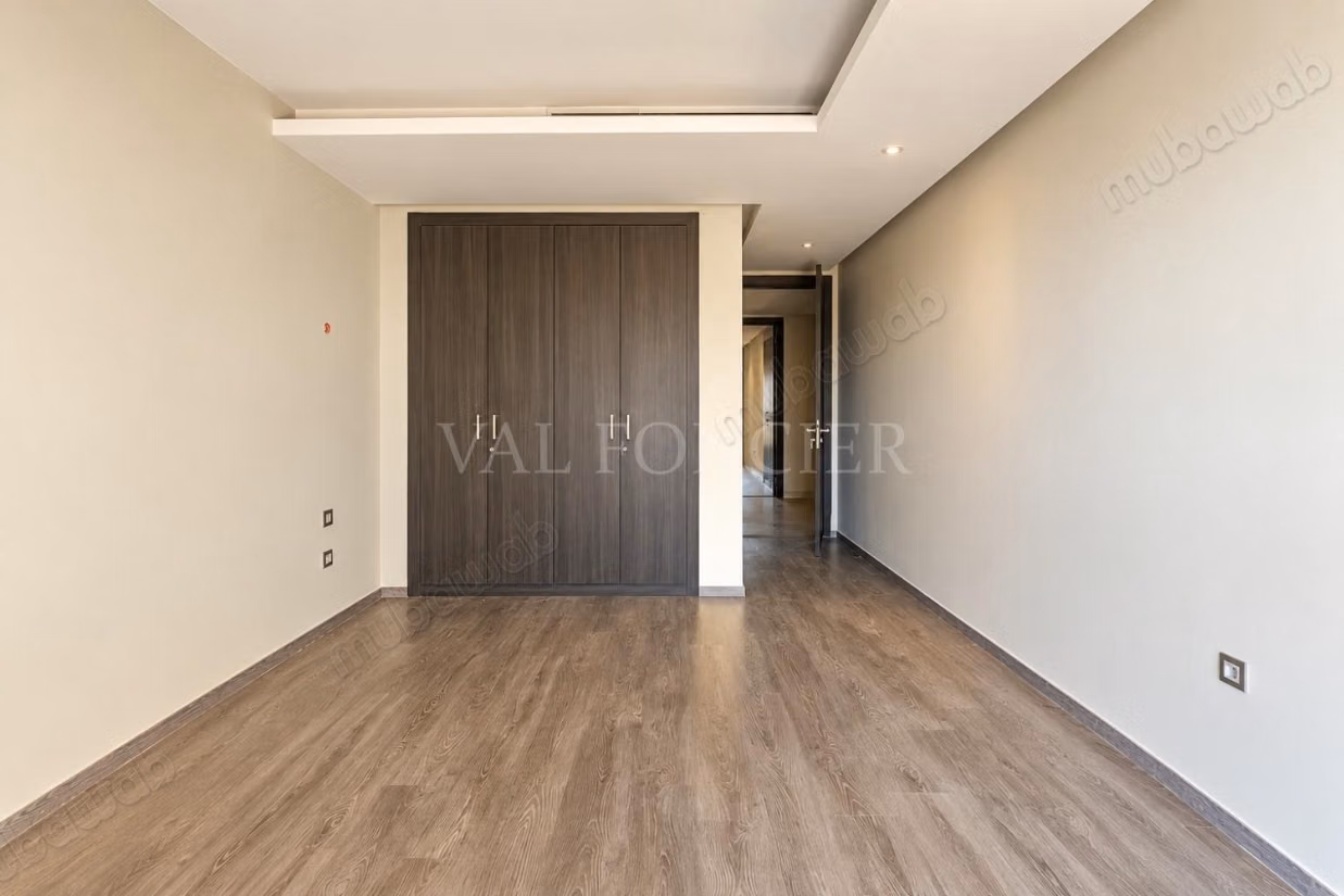 Location Appartement 180m2 2chambres étage élevé avec vue sur mer 
Ain Diab, Casablanca