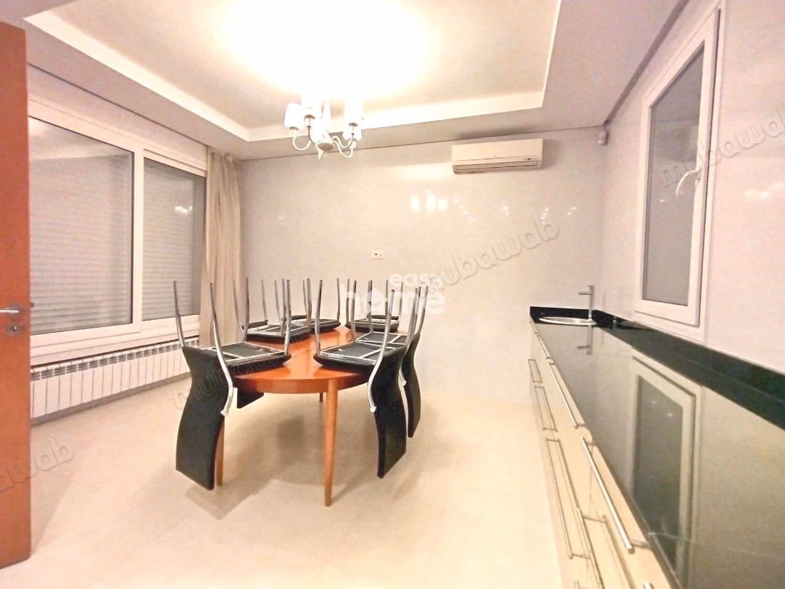 Furnished Villa S4 of approximately 650m²