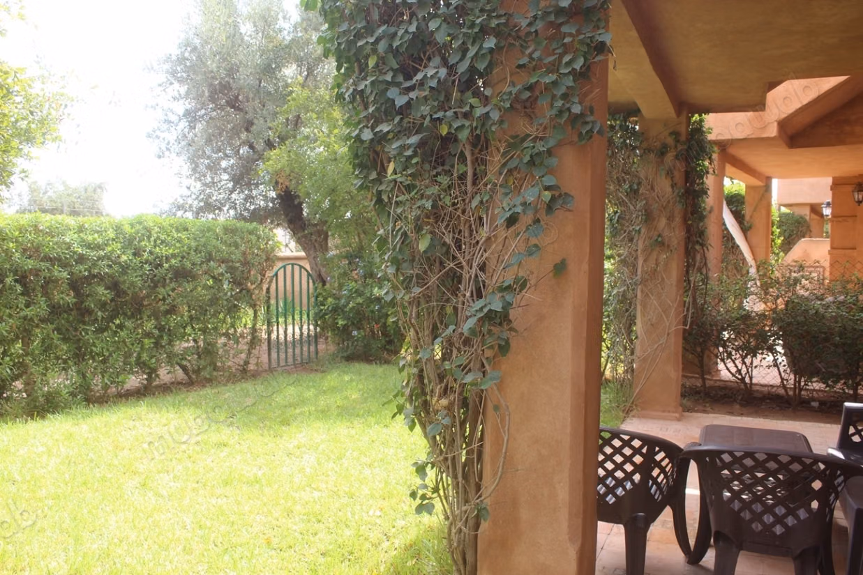 Apartamento con jardín privado en venta