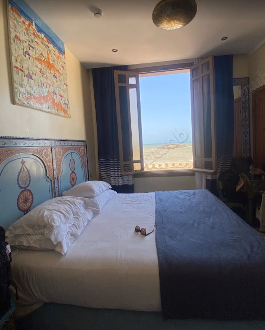 Riad vue Océan, adossé aux remparts, 
Médina