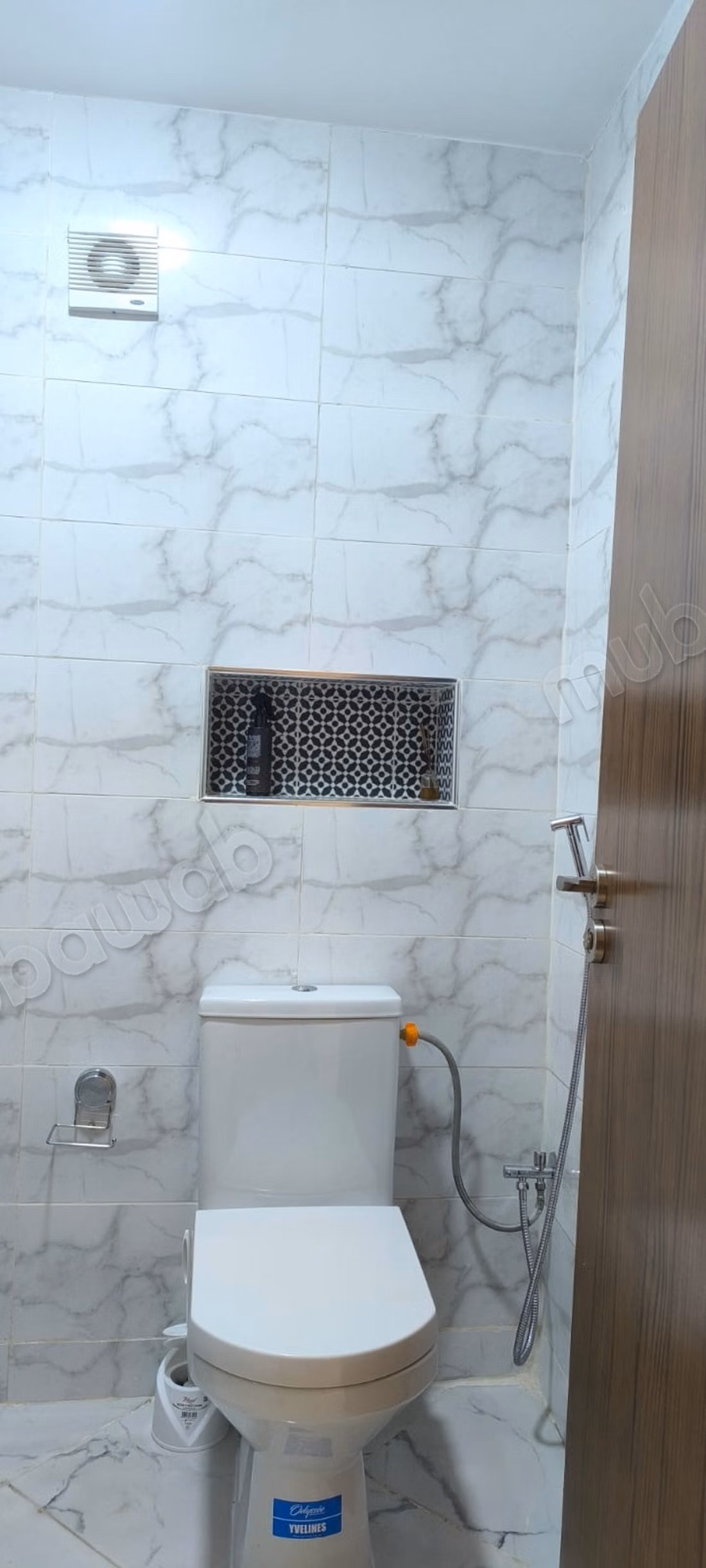 Appartements à louer à Bouakkaz. 2 chambres confortables. Ascenseur et balcon