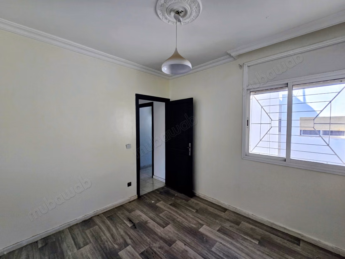 Vendre appartement à Mimosas. 3 chambres agréables