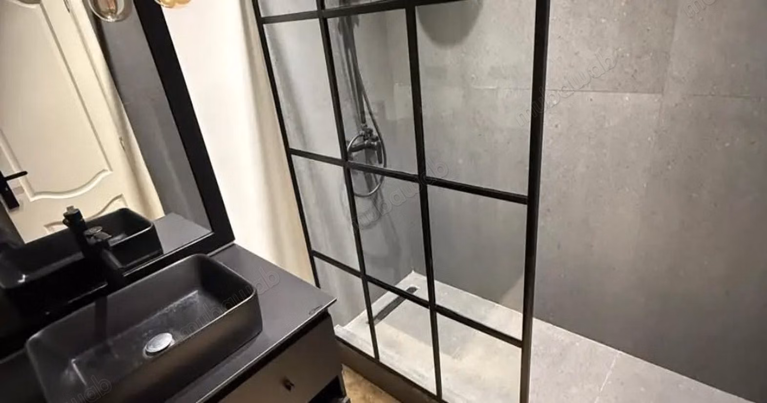 Bell'appartamento in affitto ad Anfa. Superficie totale 78 m². Ascensore e parcheggio