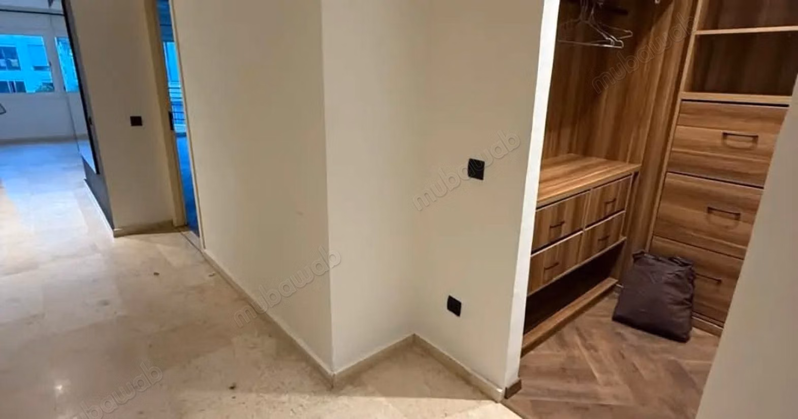 Bell'appartamento in affitto ad Anfa. Superficie totale 78 m². Ascensore e parcheggio