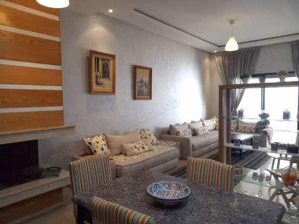Gemeubileerd appartement met terras – Socrate, Casablanca