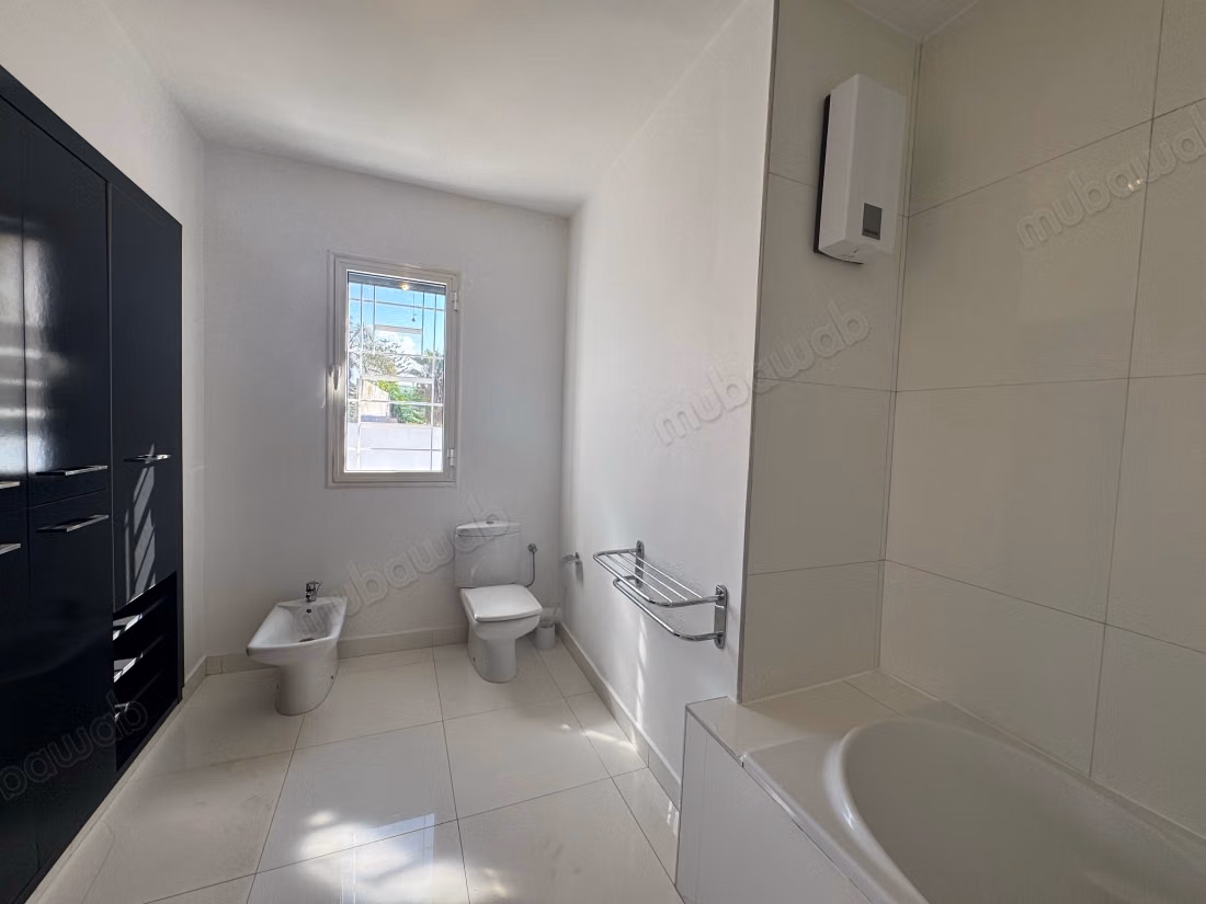 Villa lujosa en alquiler en Anfa. 4 habitaciones