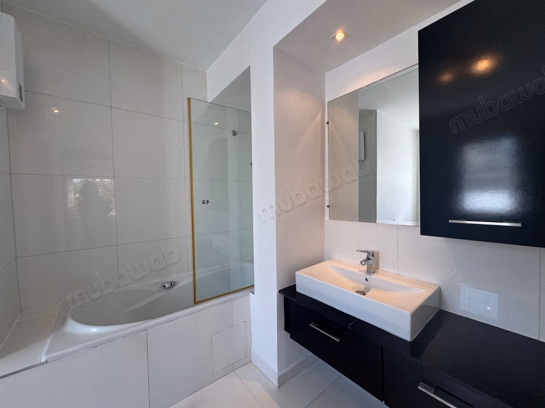 Villa lujosa en alquiler en Anfa. 4 habitaciones