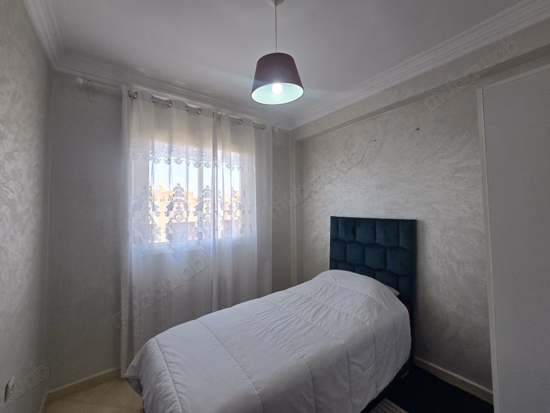 Louez cet appartement à Hay Mabrouka. 
2 belles chambres. 
Bien meublé