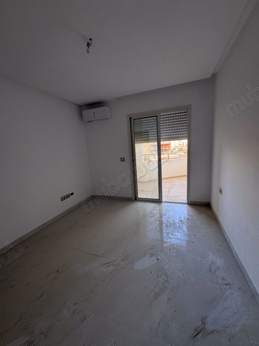 For rent - S1 never inhabited in Wahat City, 2 minutes from Lake 2