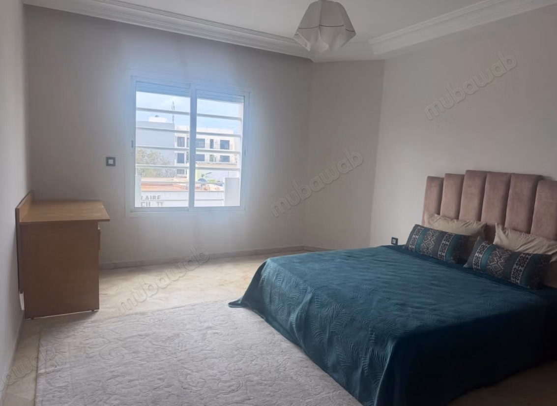 Très bel appartement ensoleillé vue dégagée en location à Palmier. 3 chambres agréables. Meublé