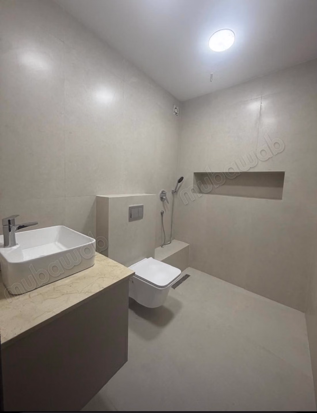 Très bel appartement ensoleillé vue dégagée en location à Palmier. 3 chambres agréables. Meublé