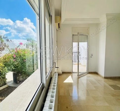 Villa in affitto sulle rive del lago 1