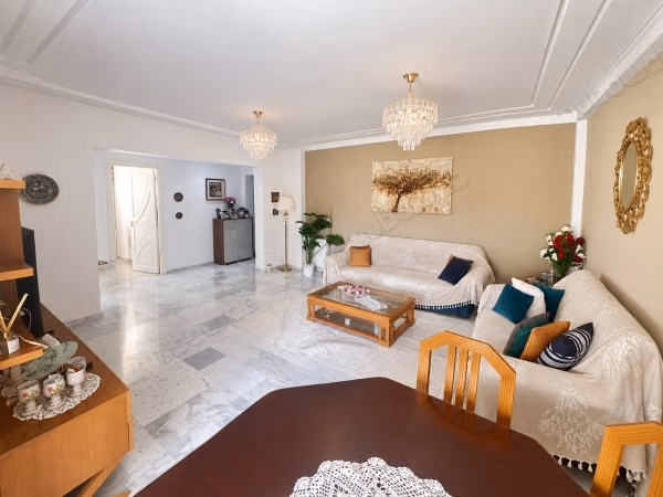 A vendre un s2 avec une terrasse à l'aouina