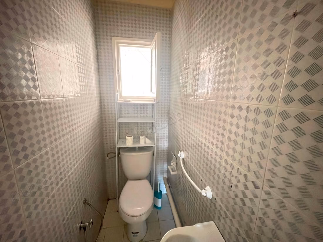 For rent an apartment in S4 in L'Aouina