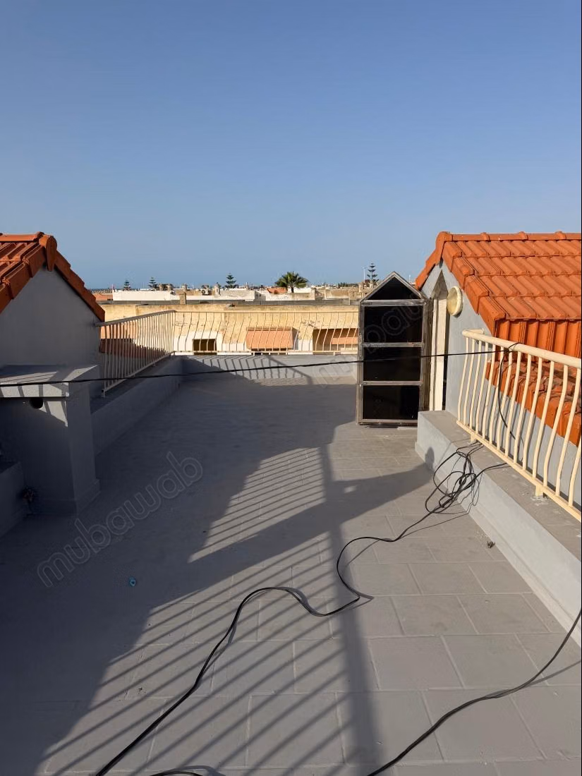 Duplex meublé à louer et Triple façade 
Sidi Bouz