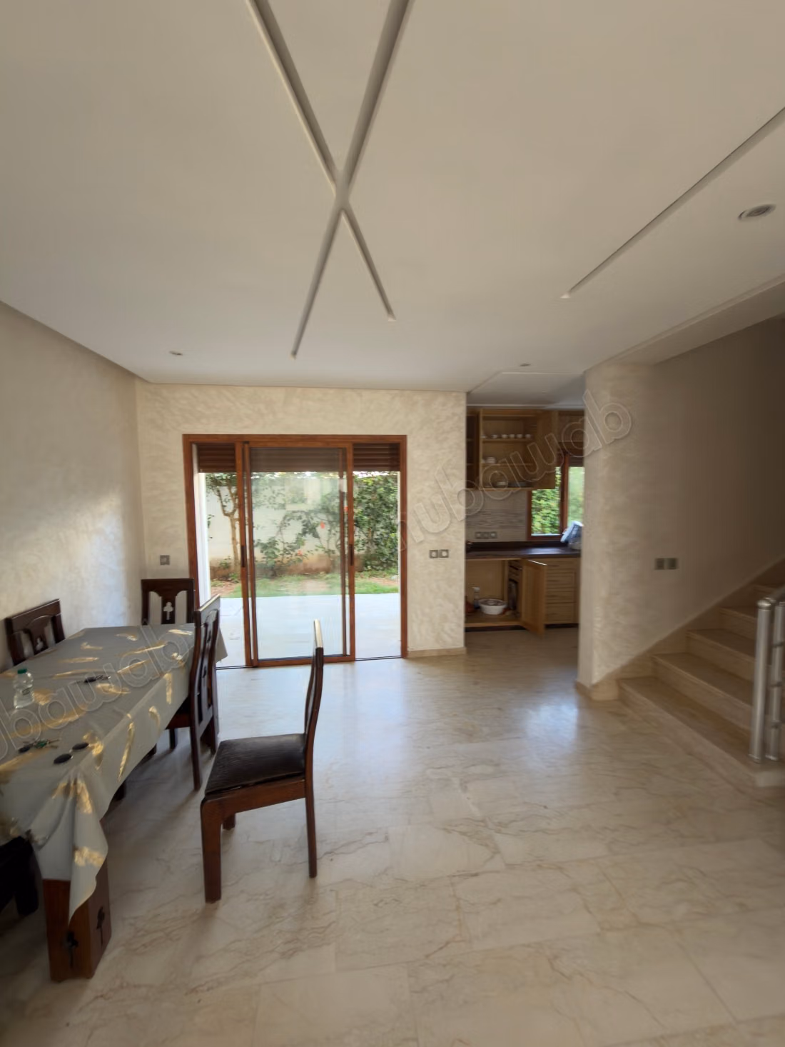 Duplex meublé à louer et Triple façade 
Sidi Bouz
