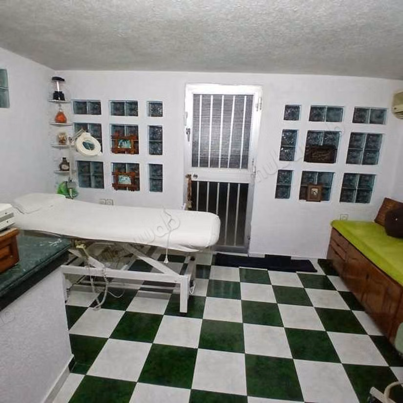 Appartement à Vendre de 402.0 m² à Rabat, L'Ocean