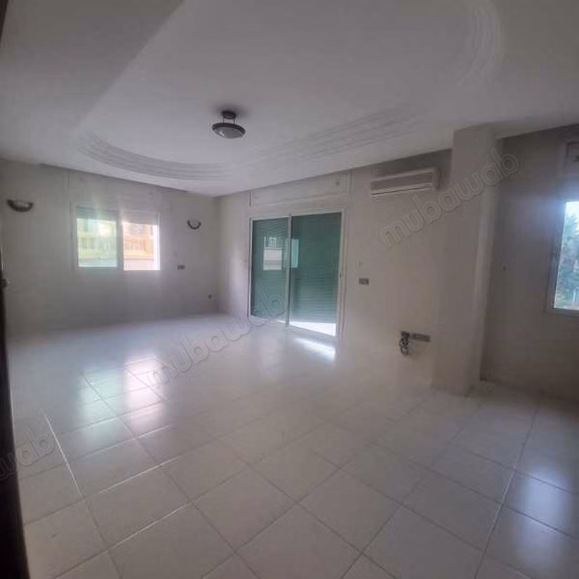 Villa Te Huur van 991.0 m² in Casablanca, Californië