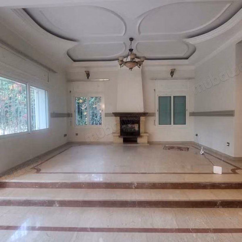 Villa Te Huur van 991.0 m² in Casablanca, Californië
