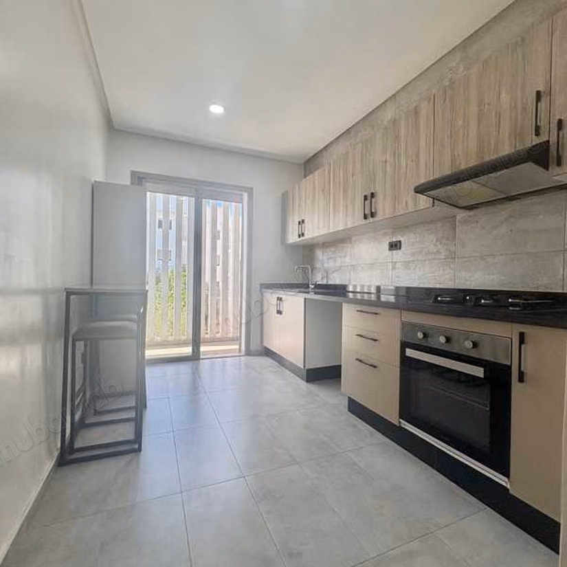 Appartement à Louer de 145.0 m² à Casablanca, Almaz Hay Hassani
