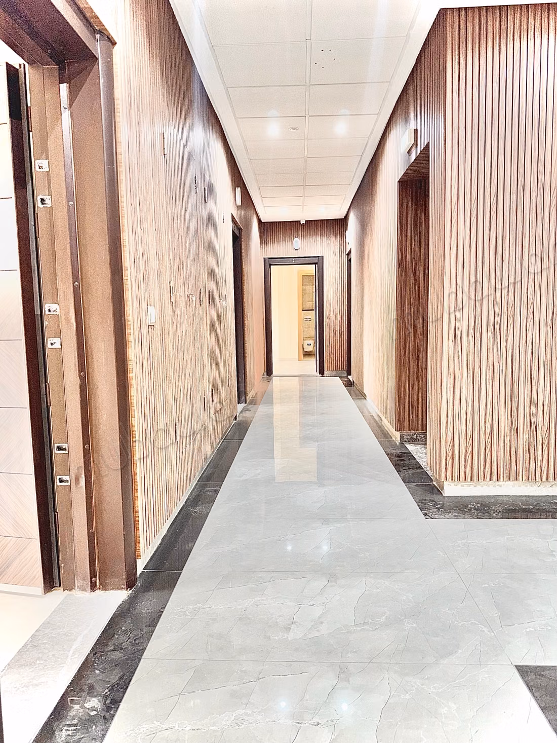 Bureaux à l'achat à Guéliz. Superficie 73 m². Porte blindée et résidence sécurisée