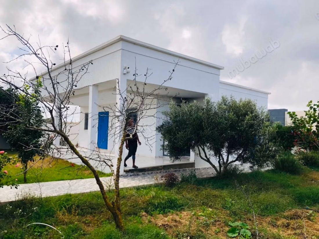 Appartement à vendre. 2 pièces. Jardin et balcon