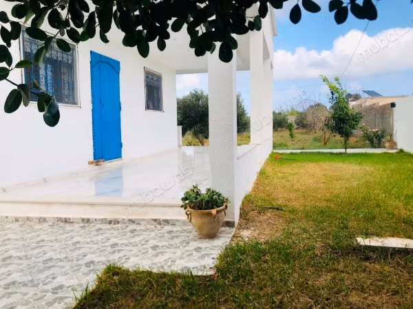 Appartement à vendre. 2 pièces. Jardin et balcon