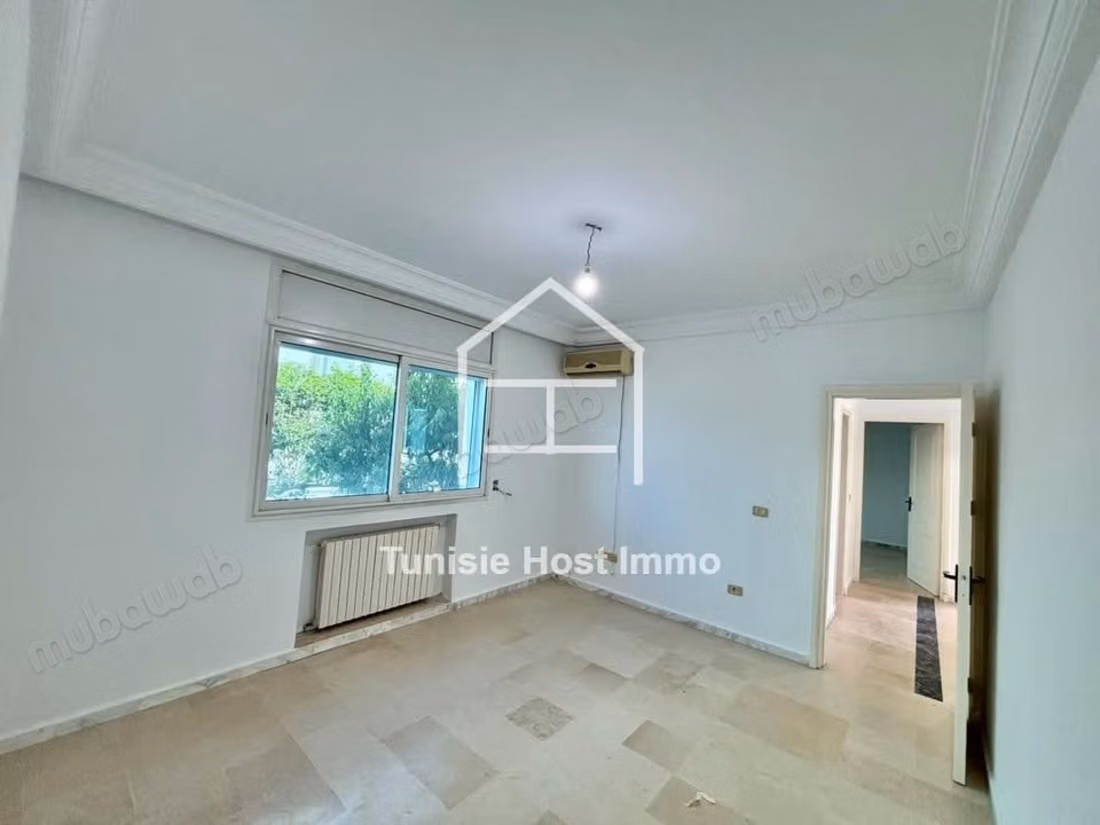 Étage de villa S3 avec jardin à Gammarth