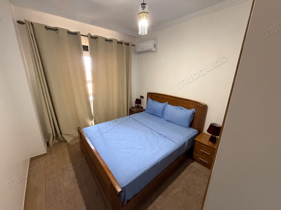 Appartement en location à Hivernage. 
Superficie 70 m². 
Meublé
