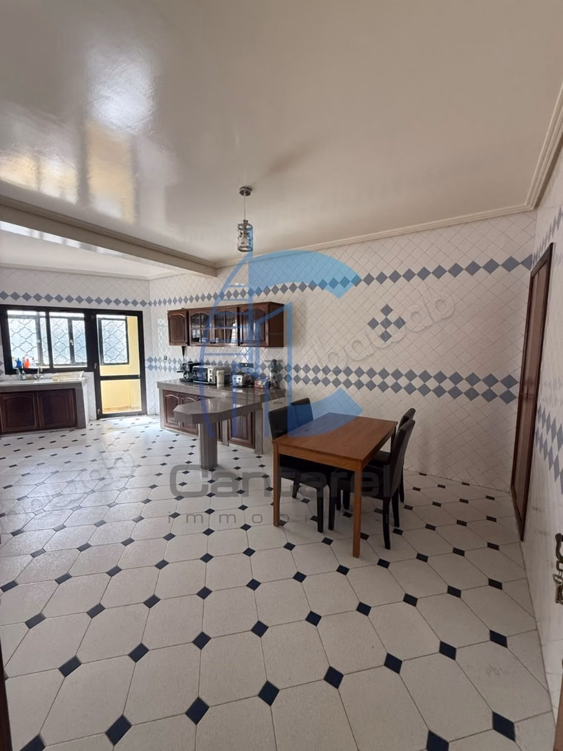 For sale – Apartment of 206 m² in the Golden Triangle